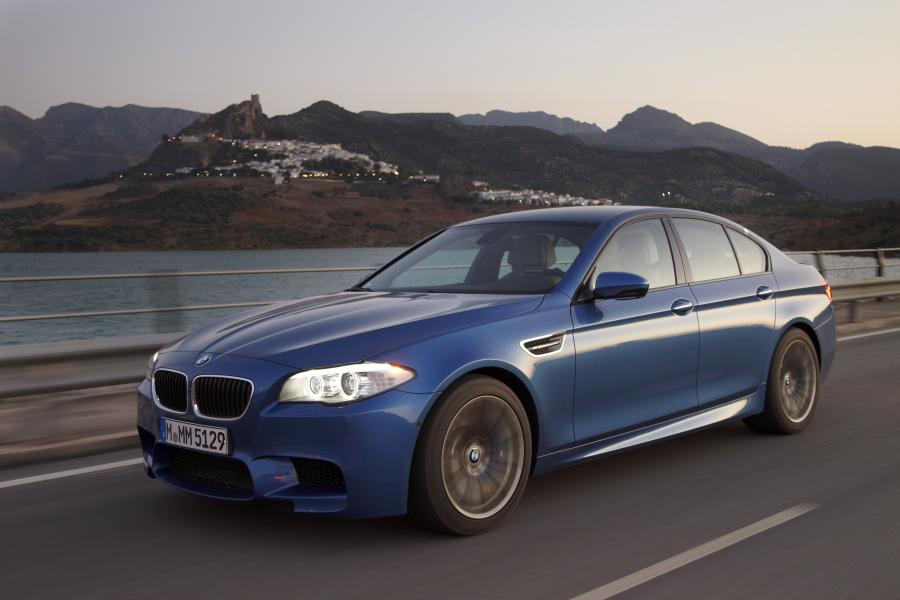  BMW M5 2011 года  (фото 170 из 344)